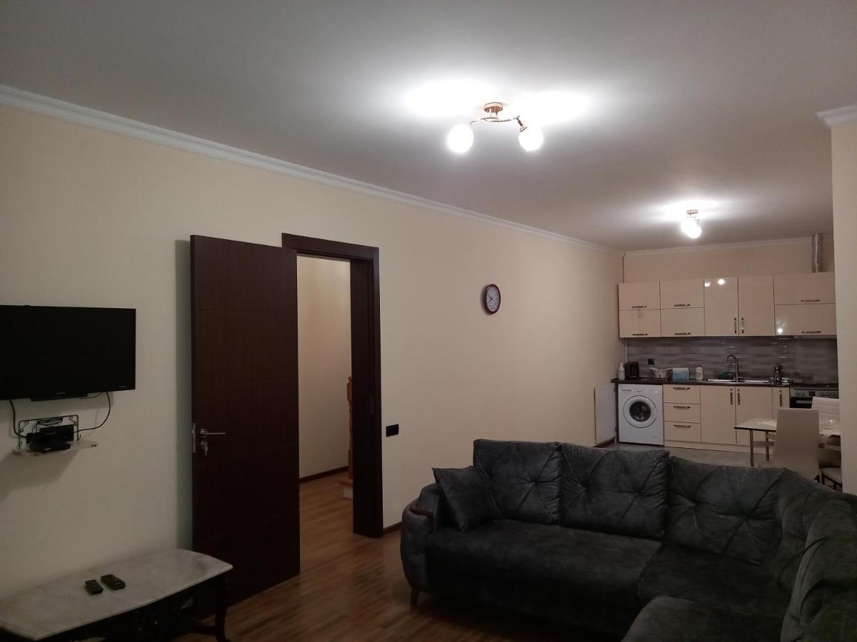 Ana'S Apartment Tbilisi Exterior photo